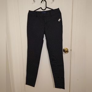 Old Navy skinny pixie pants, size 2 regular, polka dot, NWT